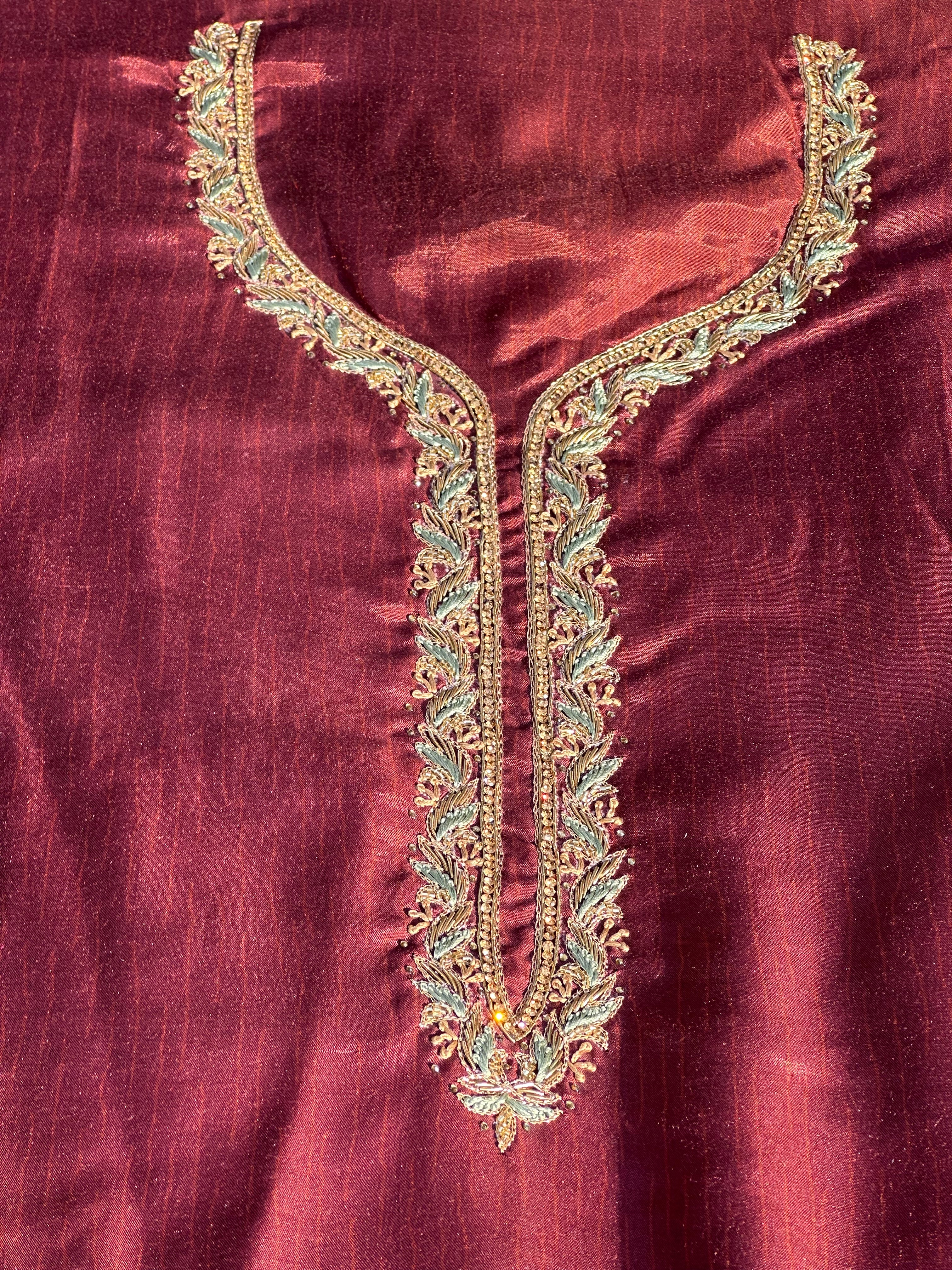 MAROON UNSTITCHED SUIT IN MUSLIN FABRIC