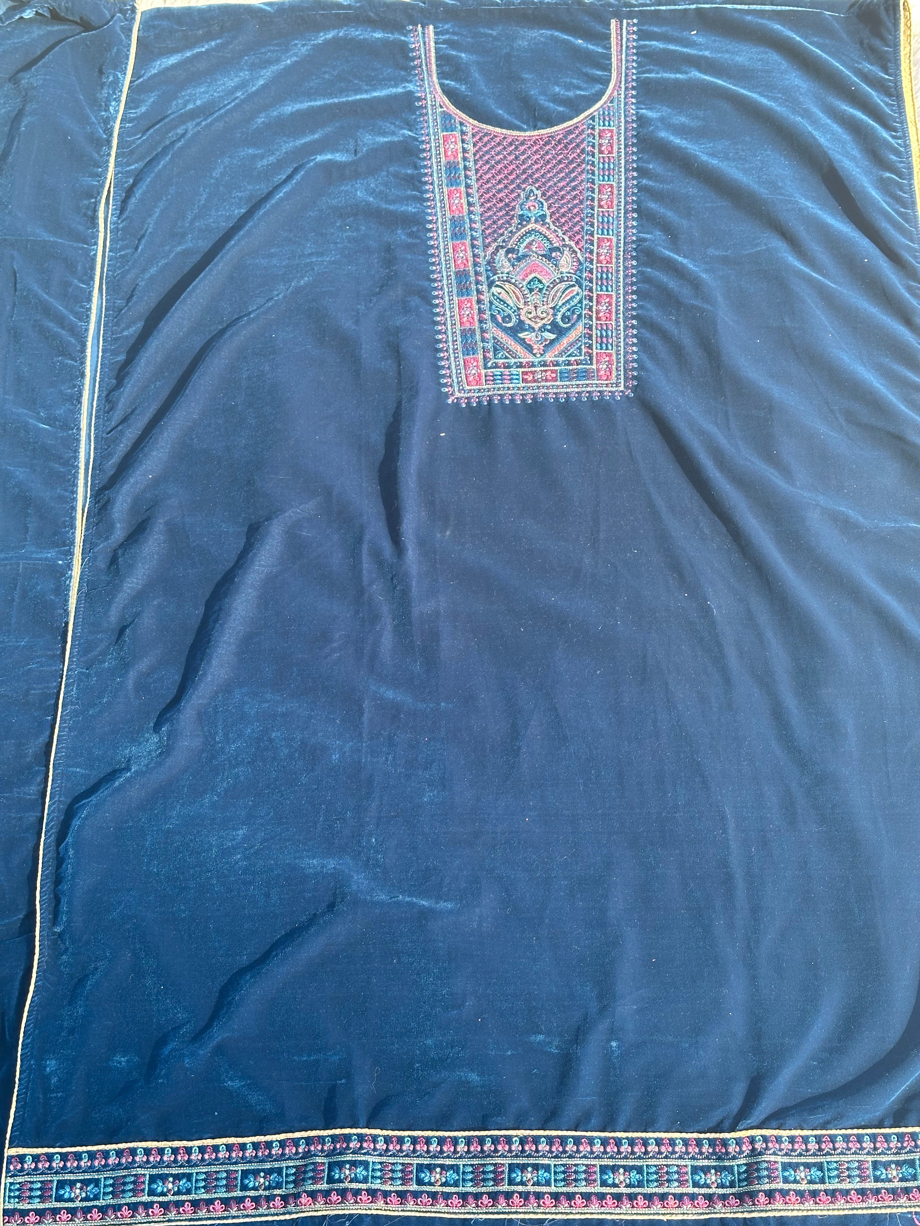 DARK BLUE UNSTITCHED SUIT IN VELVET FABRIC