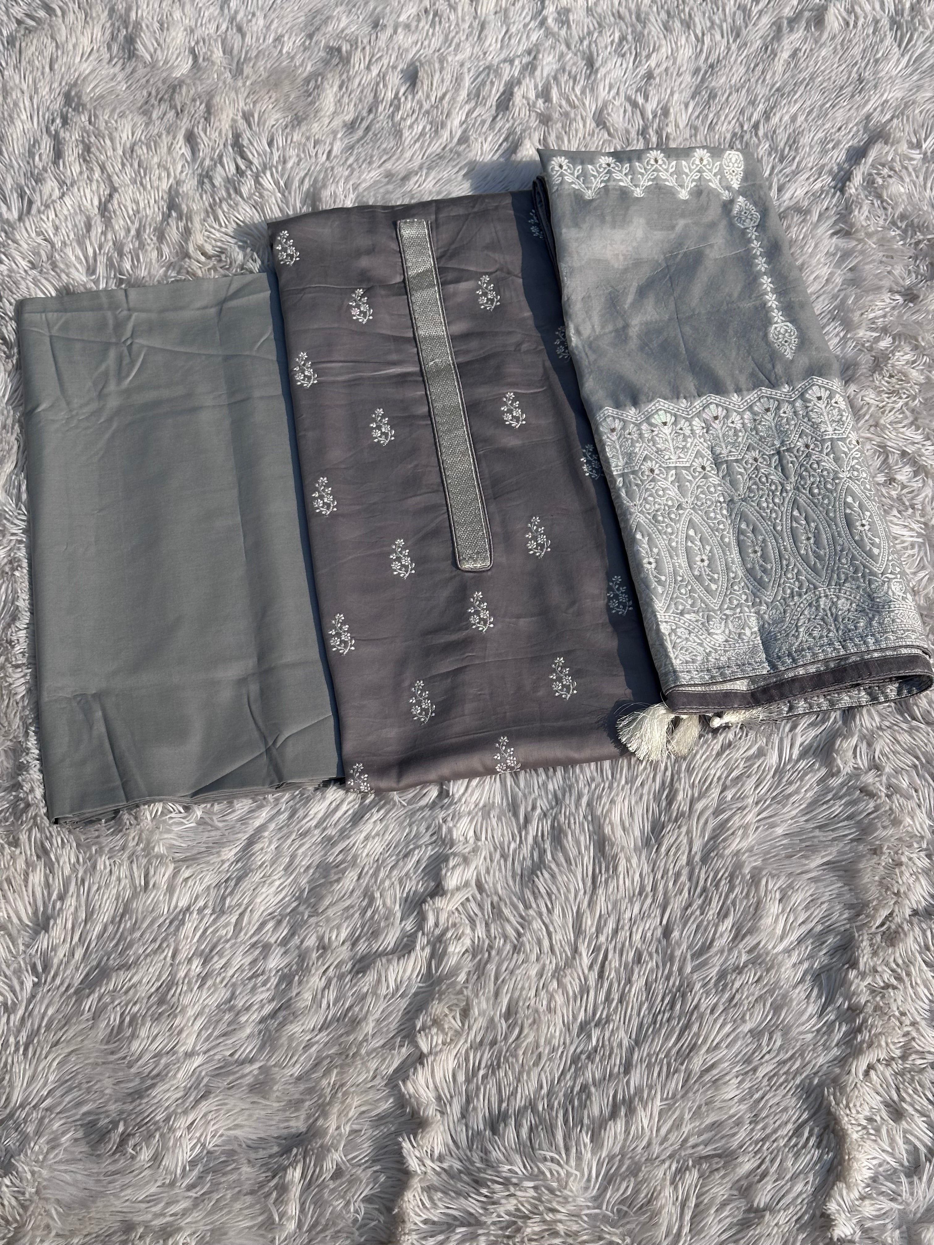 LIGHT GREY UNSTITCHED SUIT IN GLAZE COTTON FABRIC