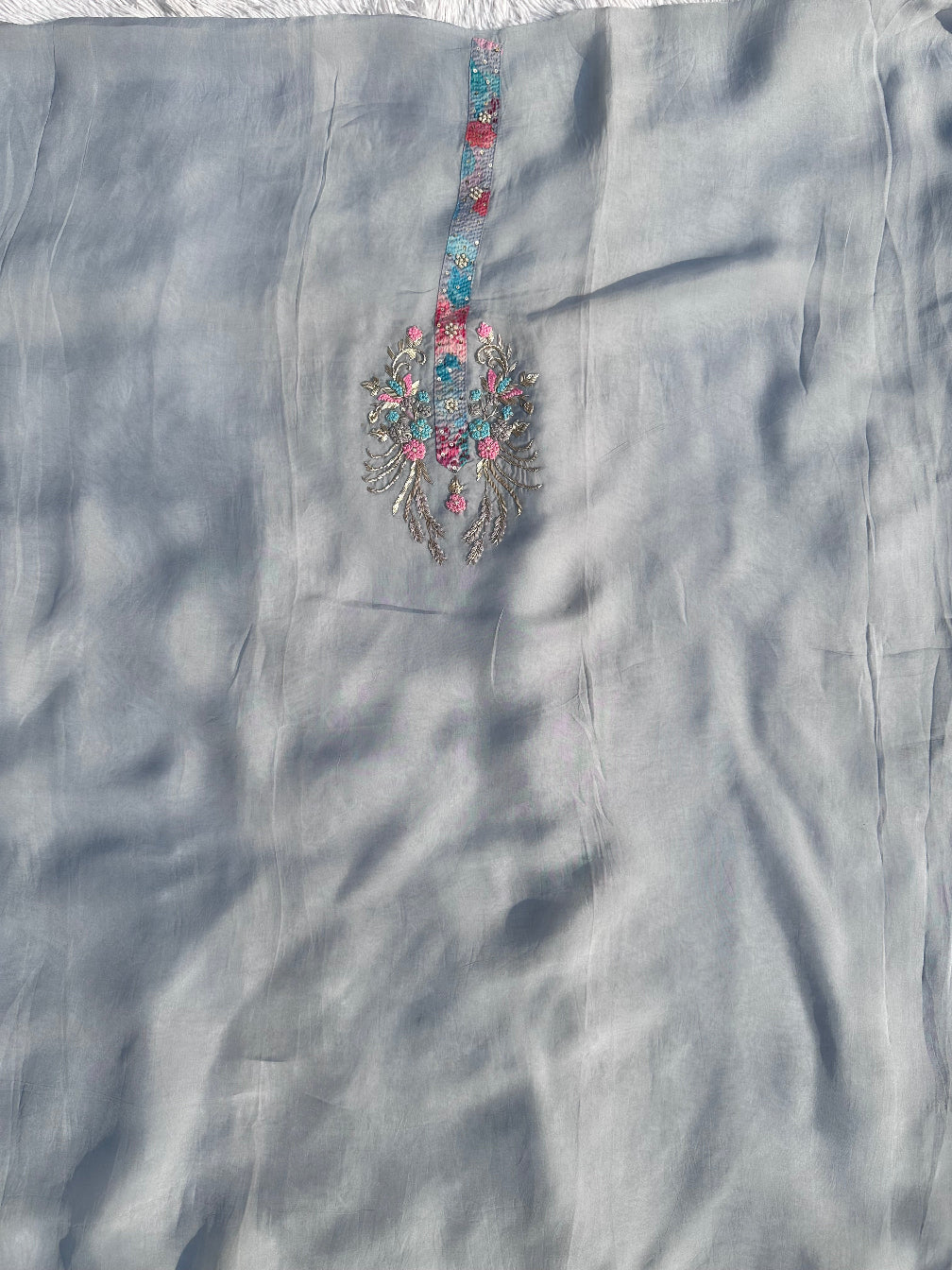 GREY UNSTITCHED SUIT IN ORGANZA FABRIC