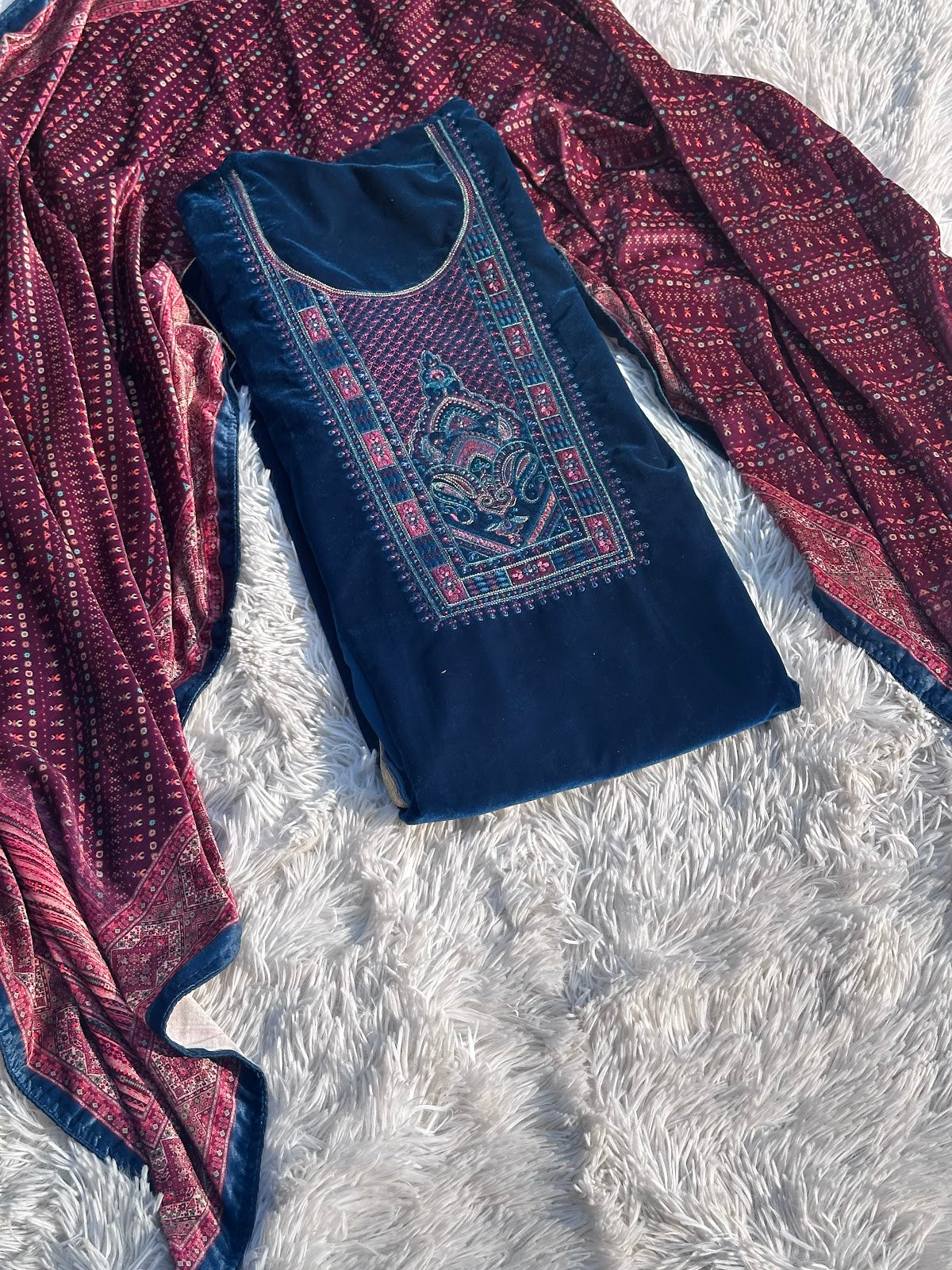 DARK BLUE UNSTITCHED SUIT IN VELVET FABRIC